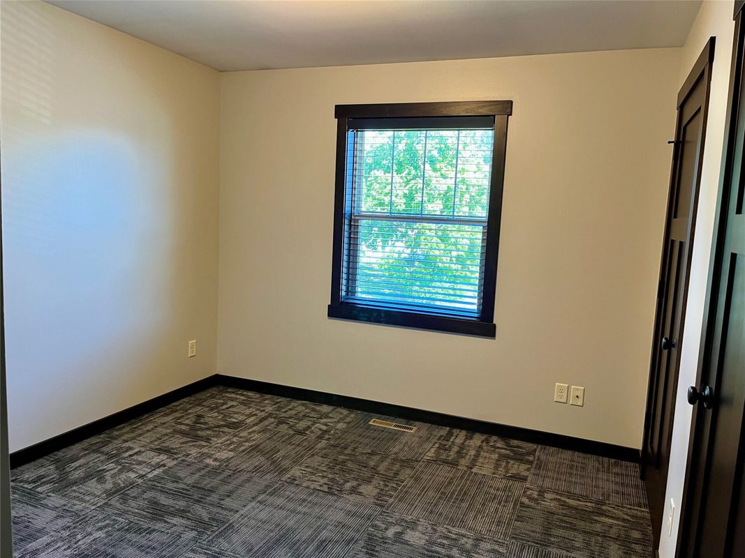 707 Division, Eau Claire WI 54703 - ResidentialIncome house for sale - MLS #1605369 - image7