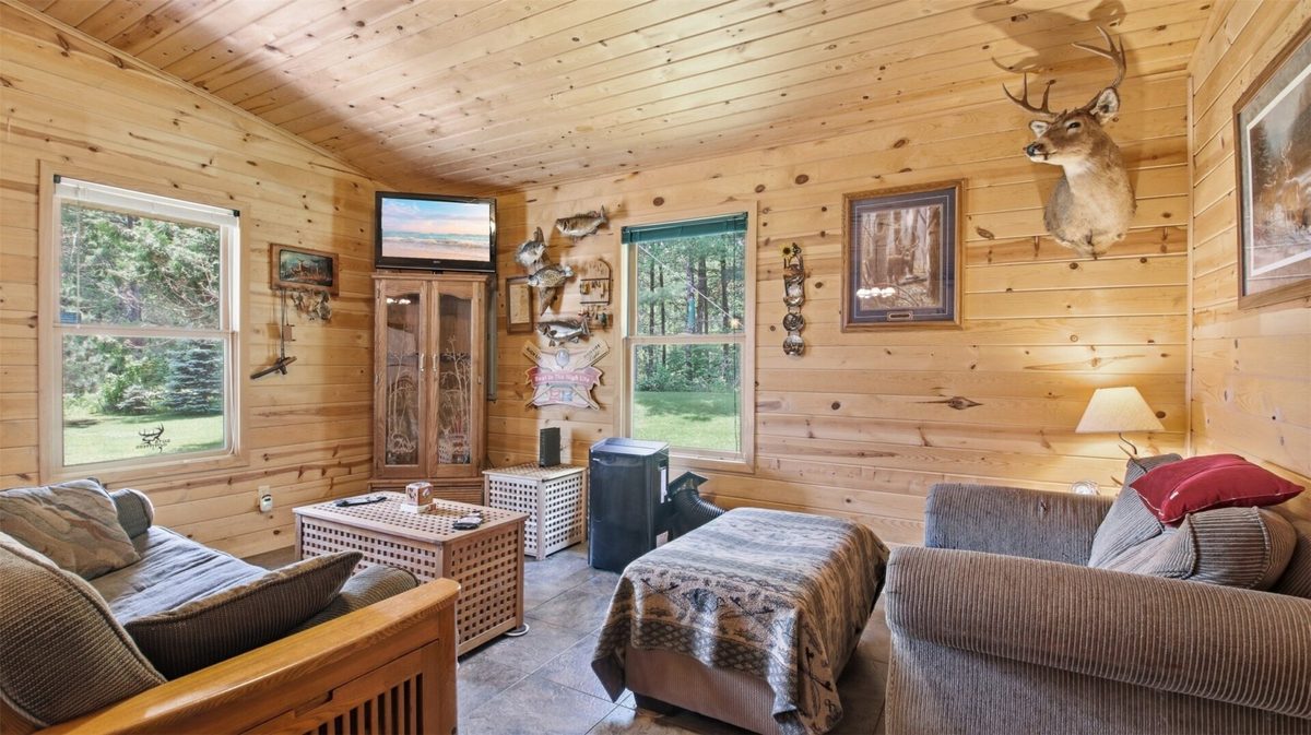 W1768 Elliott Road, Springbrook WI 54875 - Residential house for sale - MLS #1602169 - image12