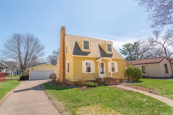 715 Rand Street Chippewa Falls WI 54729 — photo 1
