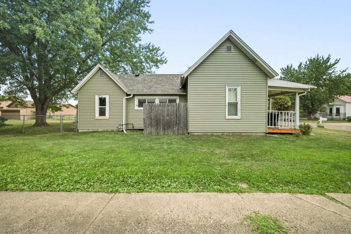 1619 Garfield Avenue, Altoona WI 54720 - Residential house for sale - MLS #1604278 - image5