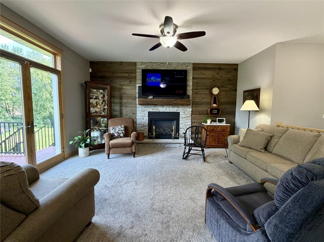 2355 Mckinley Road, Eau Claire WI 54703 - Residential house for sale - MLS #1604352 - image10