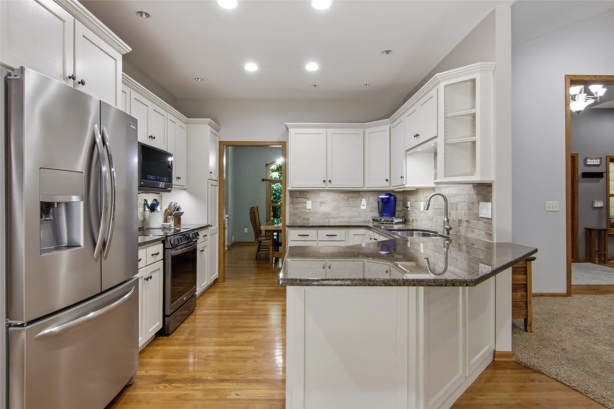 W245 Woodridge Drive, Eau Claire WI 54701 - Residential house for sale - MLS #1602701 - image9