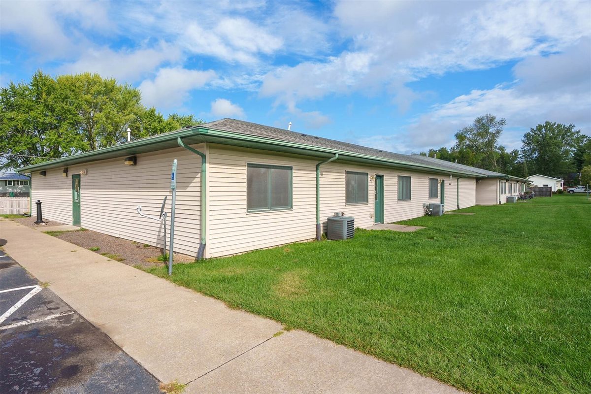 1013 Division Street, Withee WI 54498 - ResidentialIncome house for sale - MLS #1604914 - image4