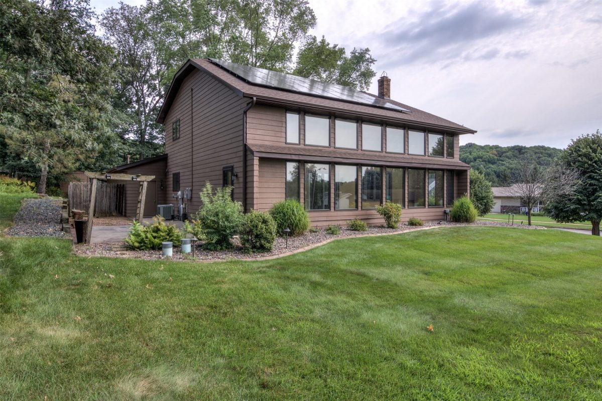 2804 Princeton Avenue, Eau Claire WI 54703 - Residential house for sale - MLS #1600266 - image2