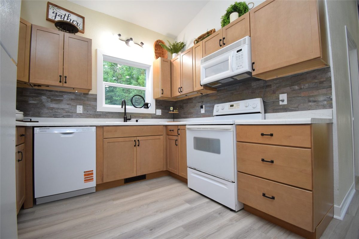 6595 Pike Bend Road, Webster WI 54893 - Residential house for sale - MLS #1604702 - image10