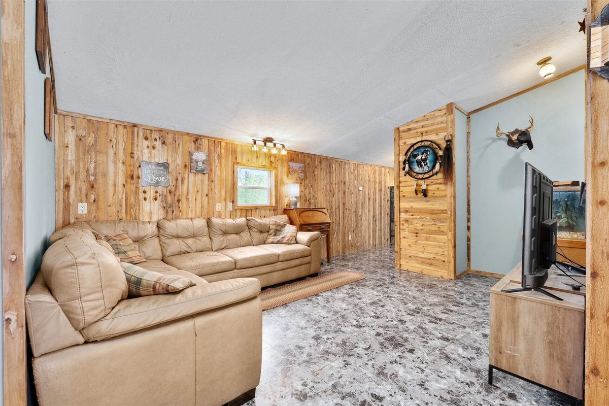 17028 State Highway 64, Gilman WI 54433 - Residential house for sale - MLS #1603513 - image12
