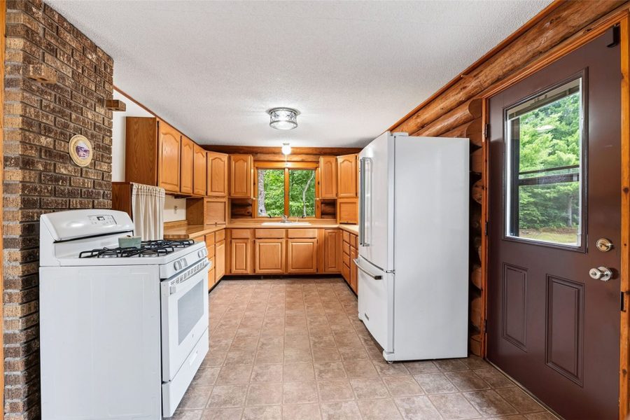 15204 State Road 70 