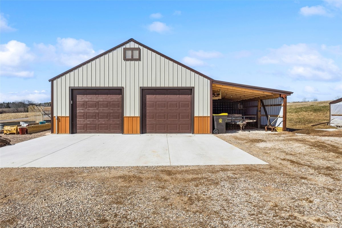 W15082 Old 14 Road, Weyerhaeuser, WI