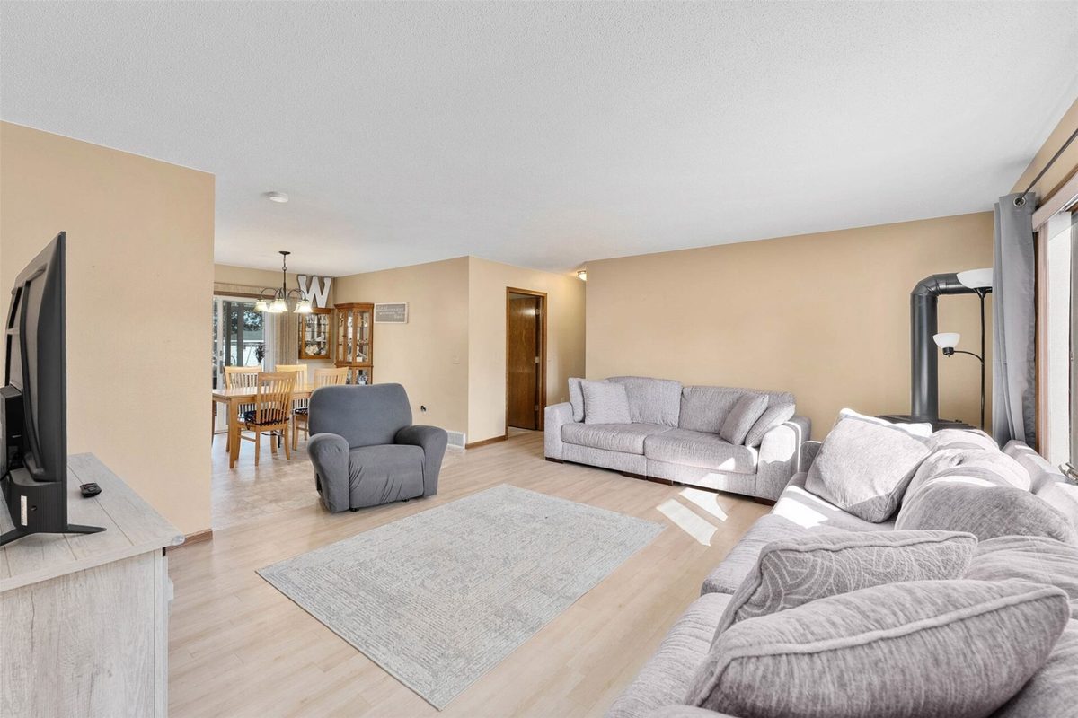 104 Southridge Court, Cadott WI 54727 - Residential house for sale - MLS #1604602 - image10