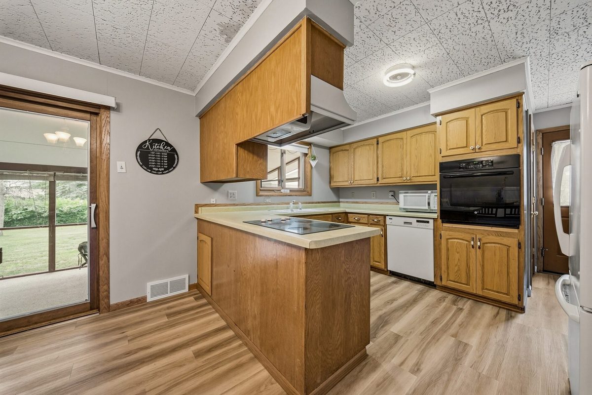 1602 Drury Court, Eau Claire WI 54703 - Residential house for sale - MLS #1602937 - image18