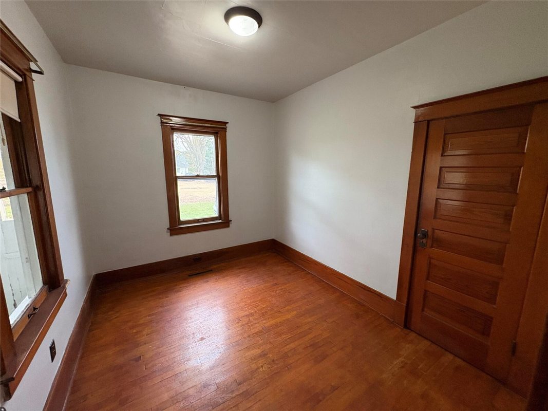 1944 State Road 85 Highway, Eau Claire WI 54701 - Residential house for sale - MLS #1606044 - image10