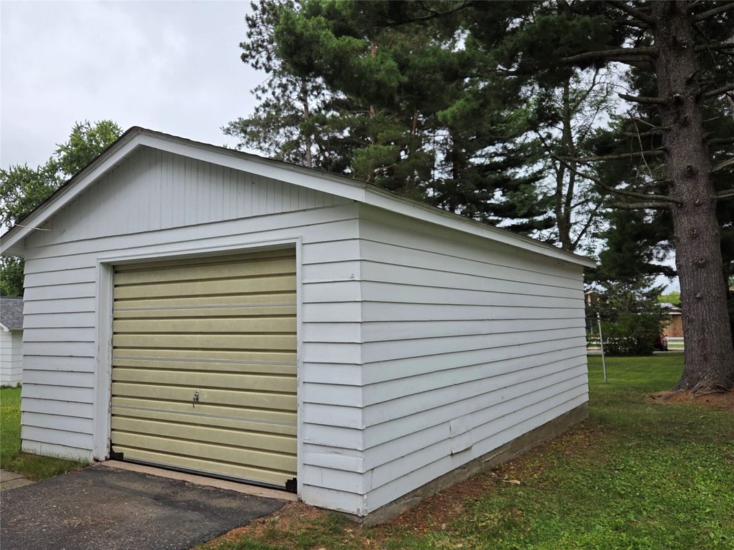 229 South Street W, Amery, WI