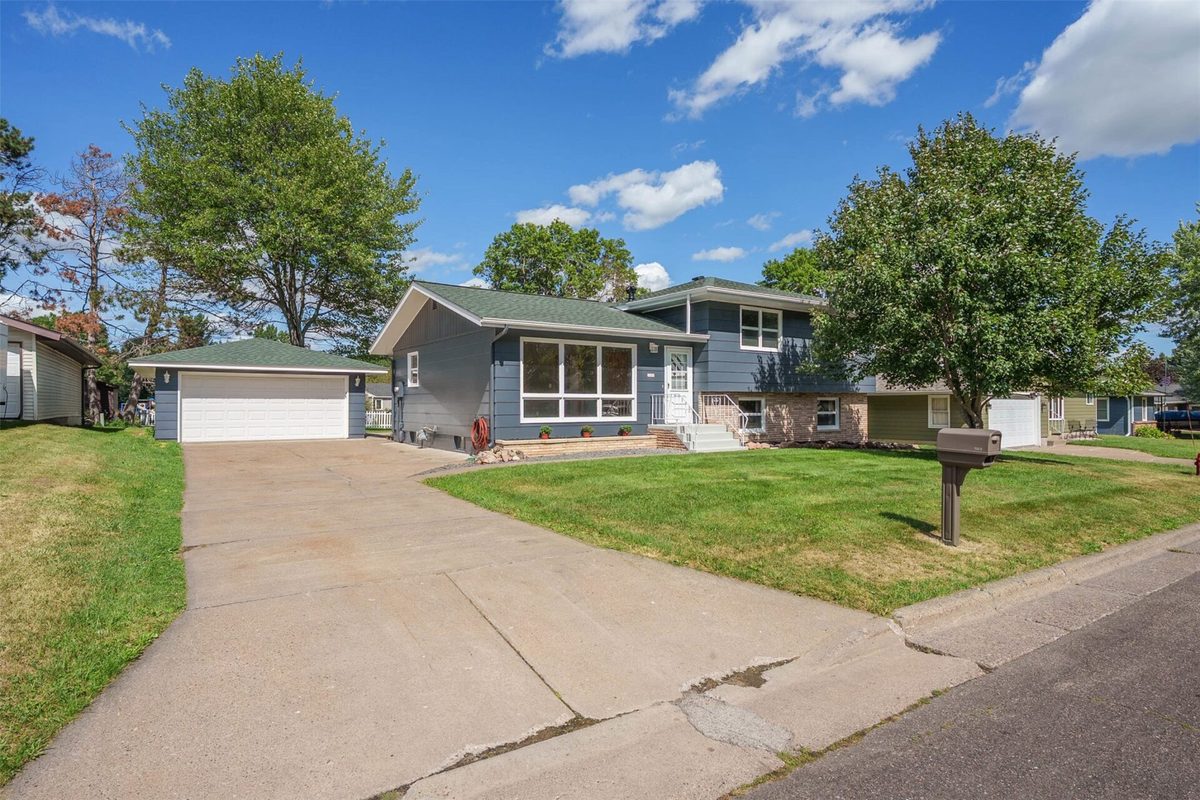 1203 Lee Street, Rice Lake WI 54868 - Residential house for sale - MLS #1606353 - image2