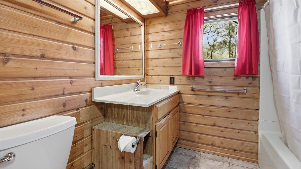 7444 Pats Landing Road, Hayward WI 54843 - Residential house for sale - MLS #1602111 - image16