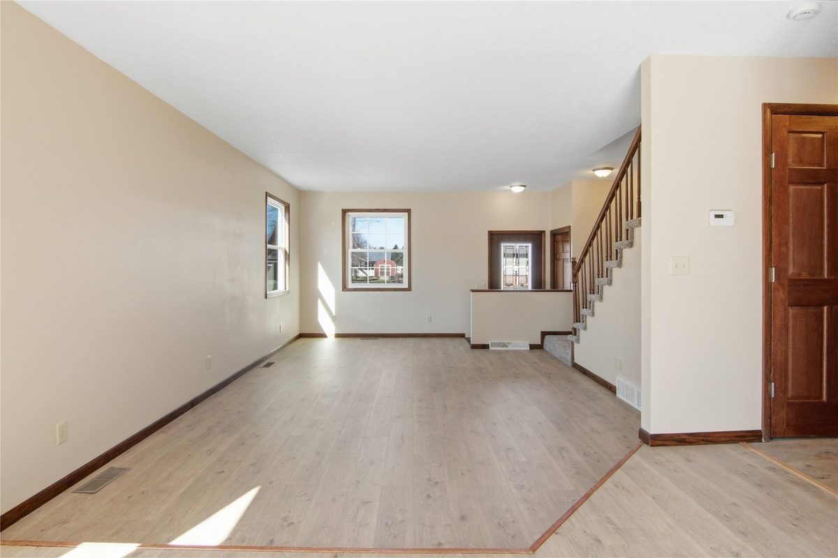3411 Ridgeway Drive Eau Claire WI 54701 — photo 4