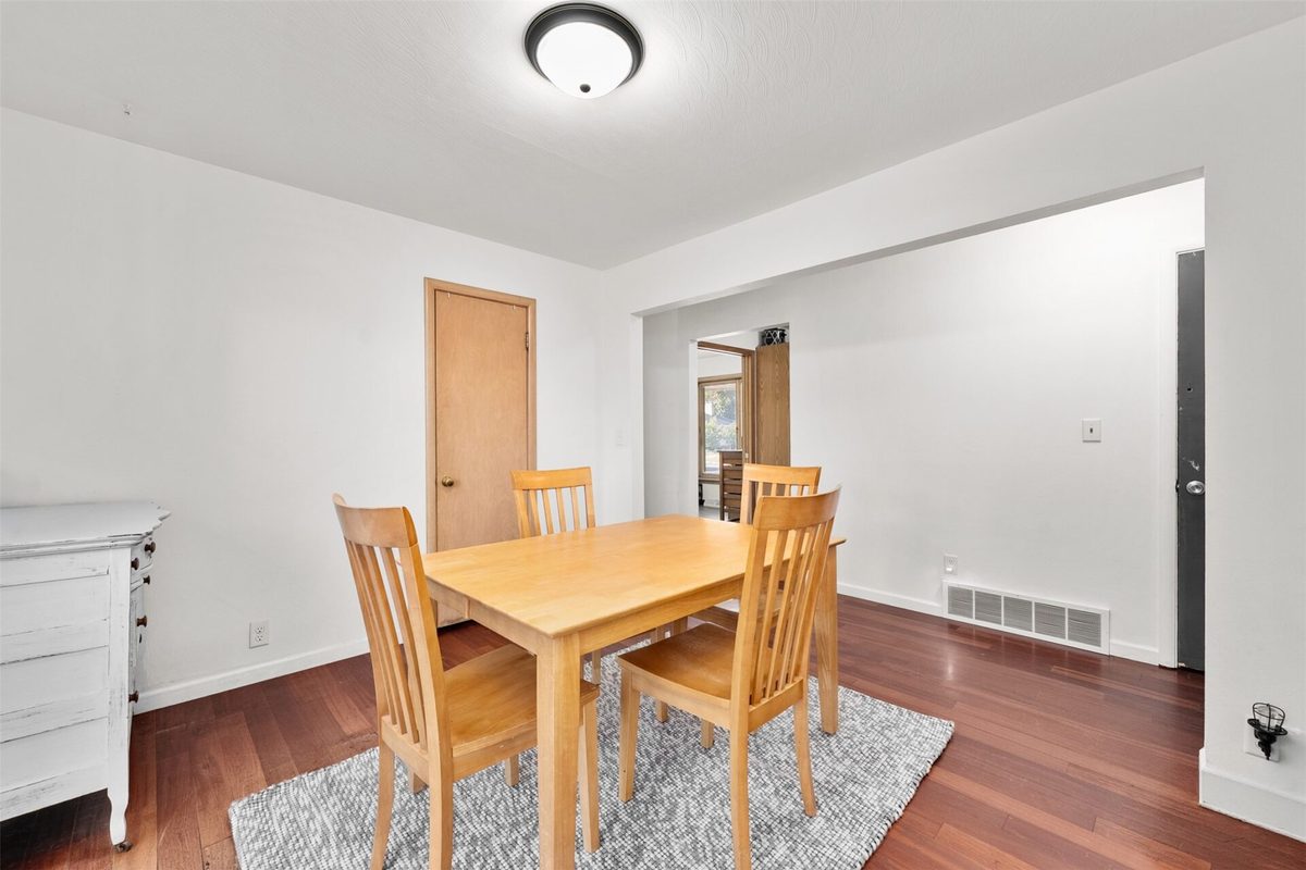 1703 Lloyd Avenue, Eau Claire WI 54701 - Residential house for sale - MLS #1605779 - image14