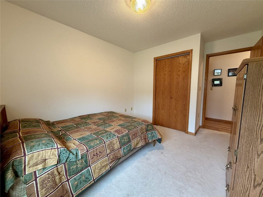2321 5th Avenue, Bloomer, WI