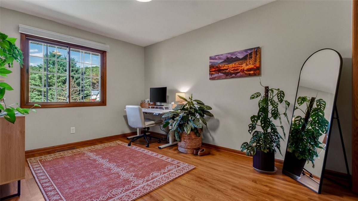 3309 Pointe Court, Eau Claire WI 54701 - Residential house for sale - MLS #1605029 - image12