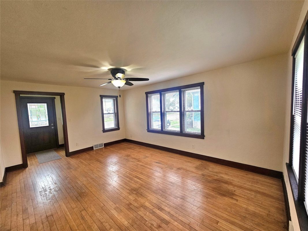 519 W Oak Street, Sparta, WI