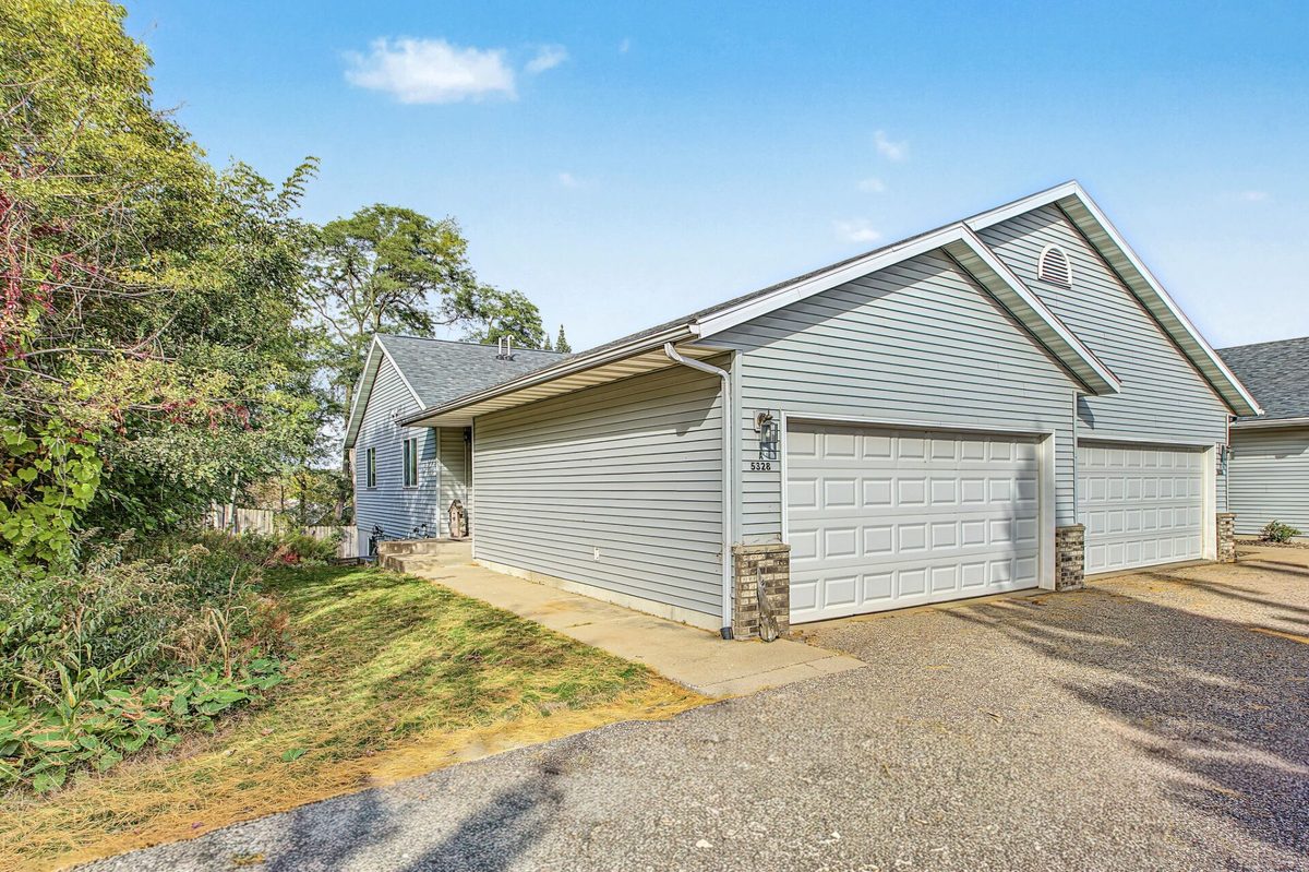 5328 Prill Road, Eau Claire WI 54701 - Residential house for sale - MLS #1605459 - image2