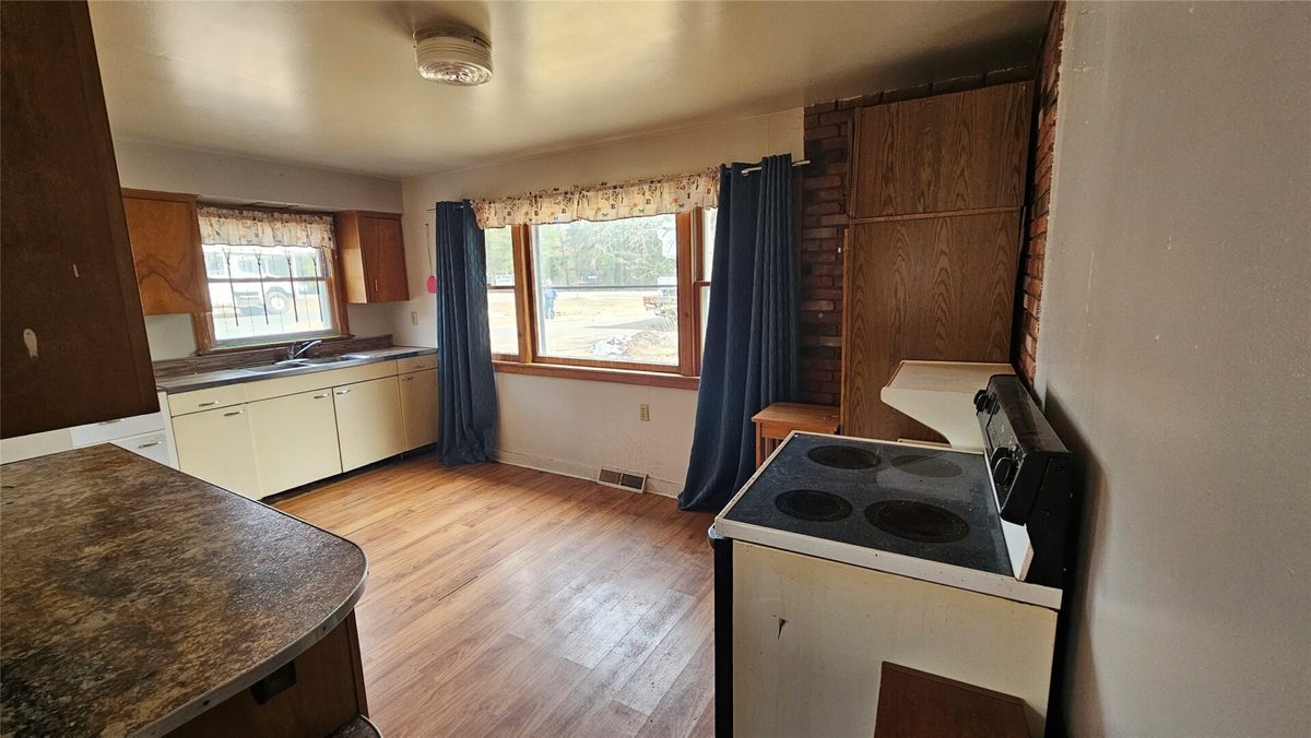 9803 State Highway 27, Hayward WI 54843 - Residential house for sale - MLS #1599628 - image5