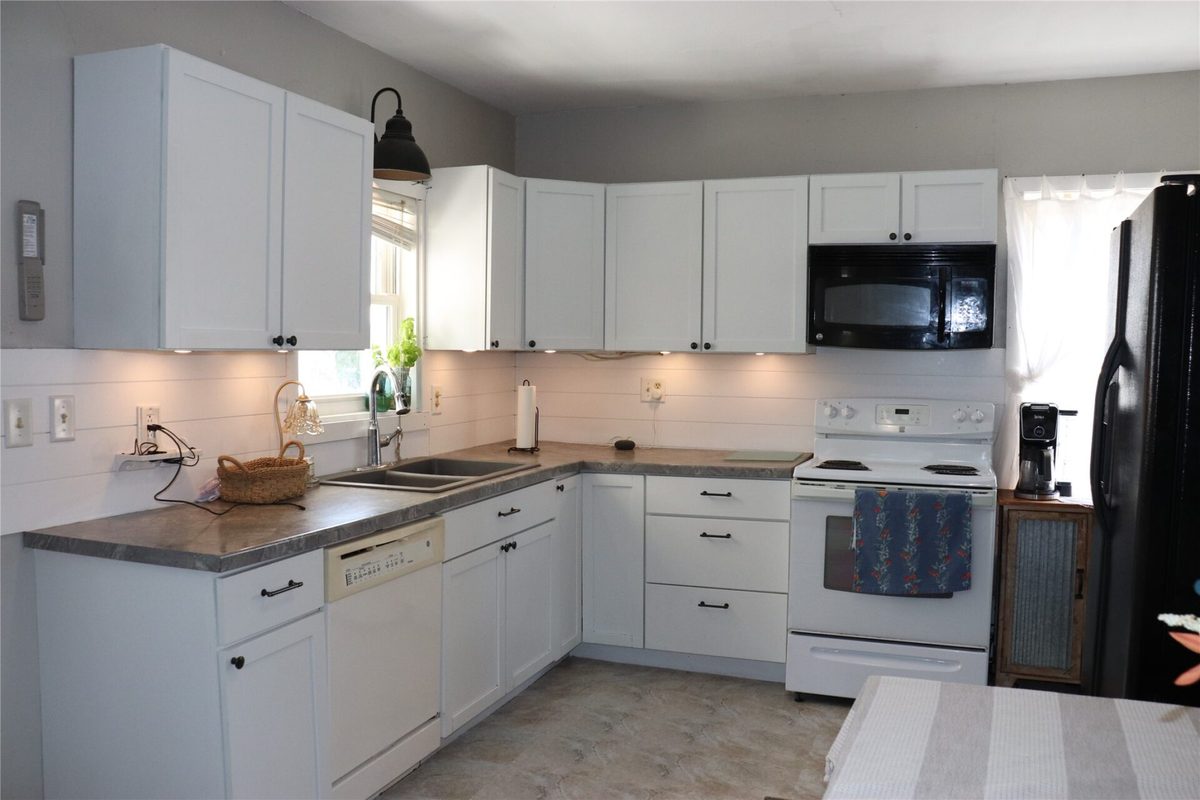 Residential at 13206 8th Street, Osseo, WI 54758 — photo 12