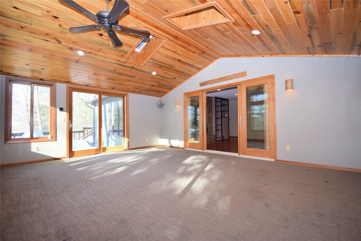 4549 Lunsman Drive, Danbury WI 54830 - Residential house for sale - MLS #1598219 - image9