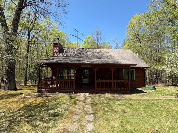 11263 N Songbird Lane, Hayward WI — $325,000