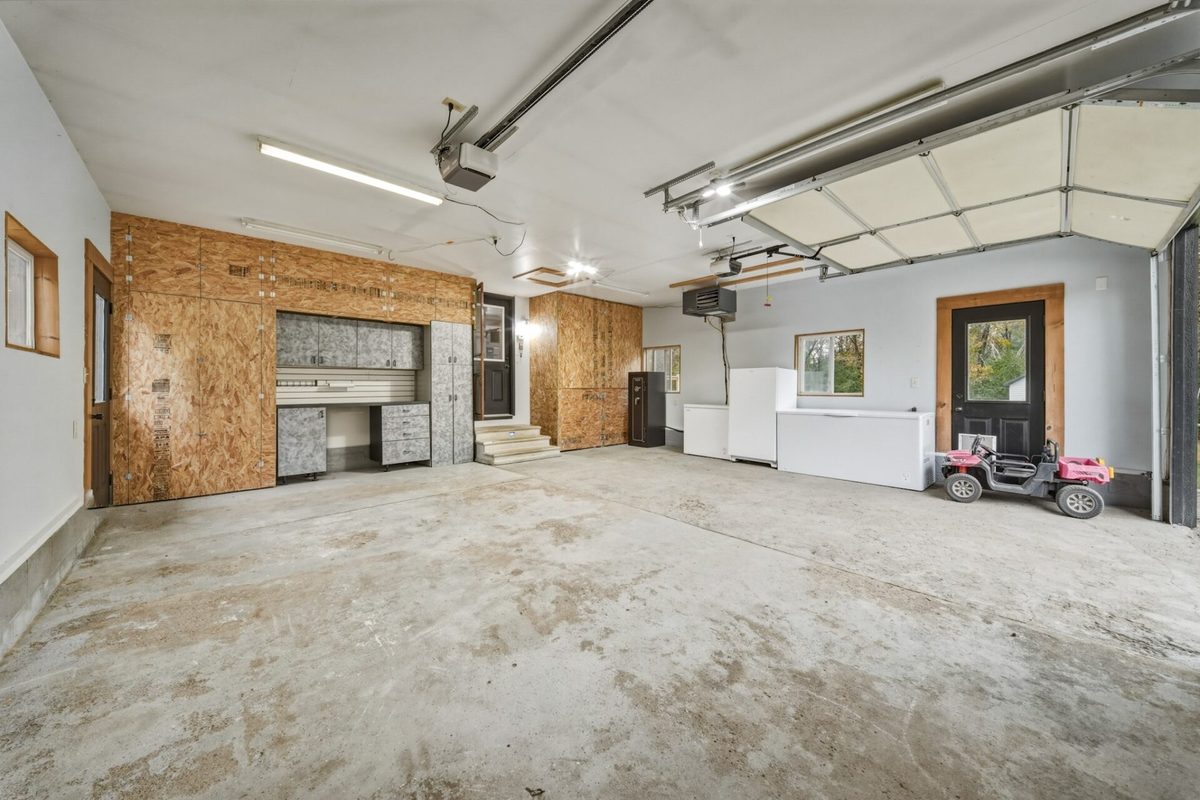 S7990 State rd 93, Eau Claire WI 54701 - Residential house for sale - MLS #1606052 - image32