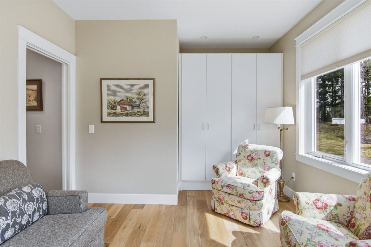 3729 Crest Ridge Court, Eau Claire, WI