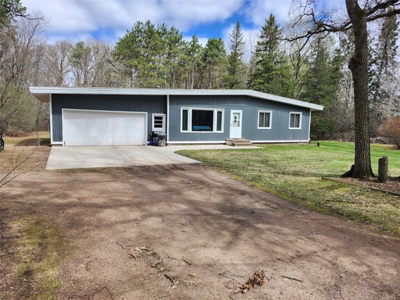 5940 Tower Drive, Eau Claire WI 54703 - Residential house for sale - MLS #1598078 - image1