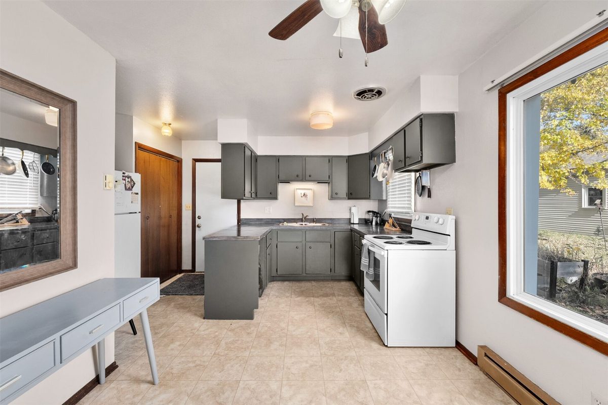 698 Hudson Street, Mondovi WI 54755 - ResidentialIncome house for sale - MLS #1606254 - image8