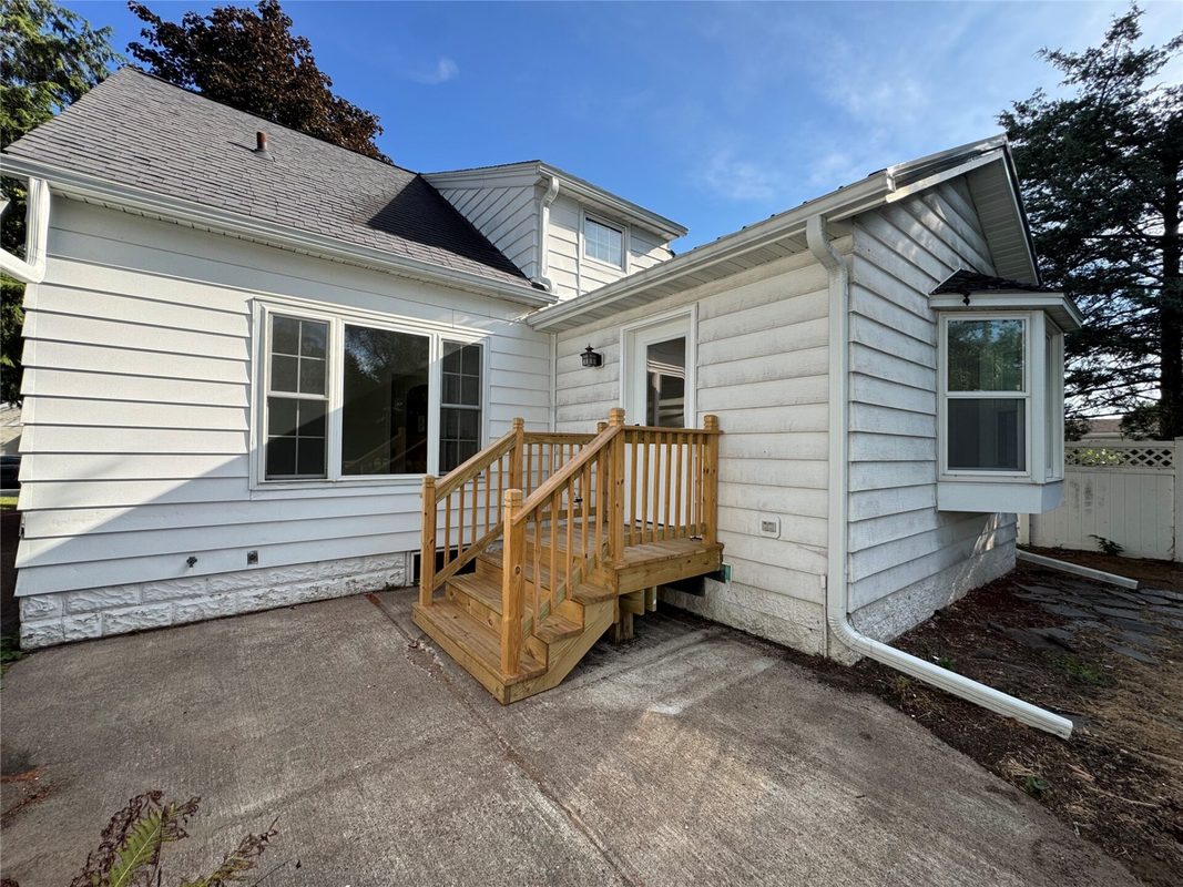 1305 Hoover Avenue, Eau Claire WI 54701 - Residential house for sale - MLS #1604669 - image3
