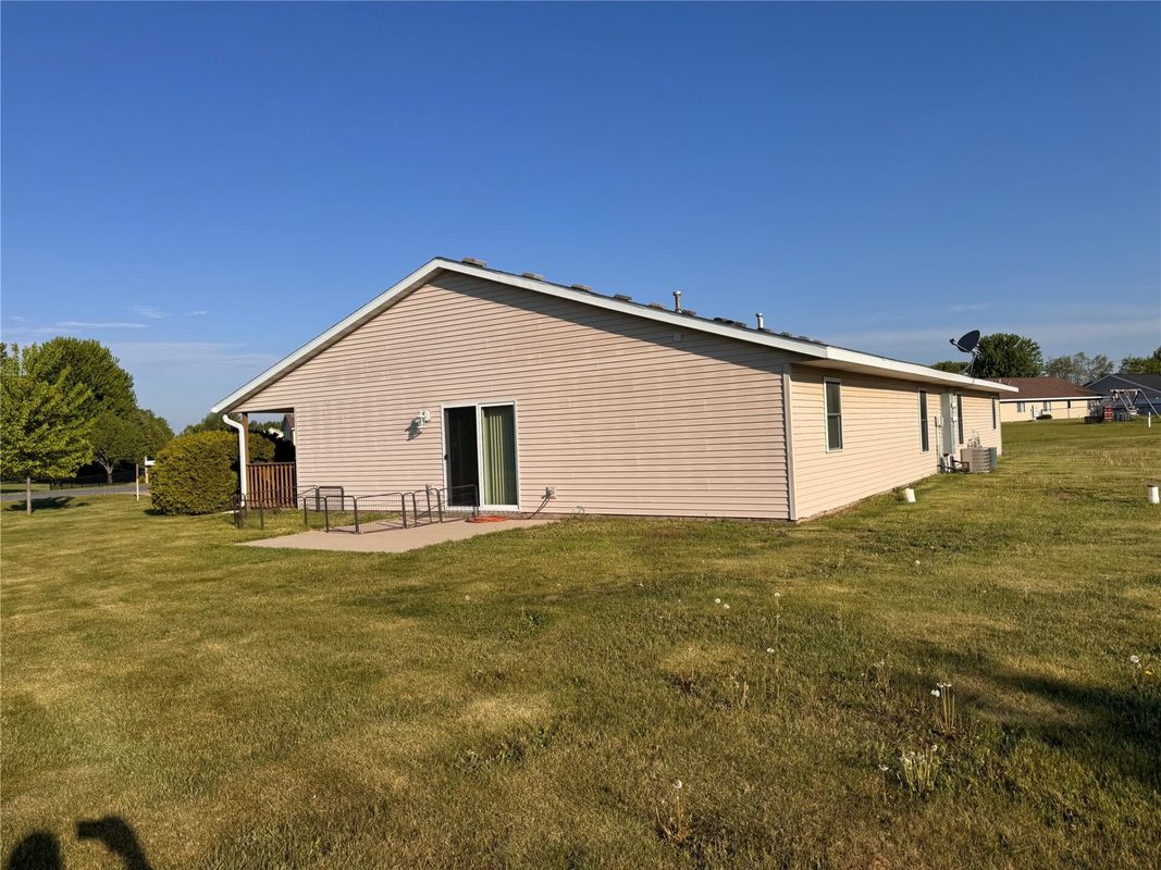 3927-3929 139th Street, Chippewa Falls WI 54729 - ResidentialIncome house for sale - MLS #1601508 - image4