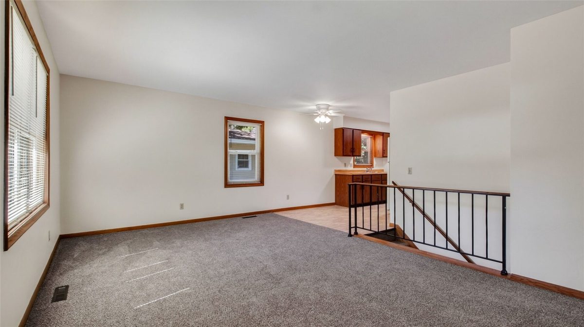 2810 & 2812 Hallie Lane, Eau Claire WI 54703 - ResidentialIncome house for sale - MLS #1605204 - image5