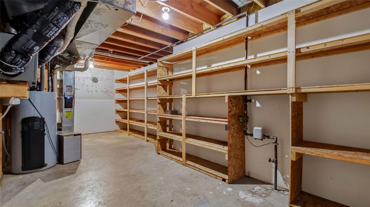 3657 Oak Hill Place, Eau Claire WI 54703 - Residential house for sale - MLS #1605990 - image31