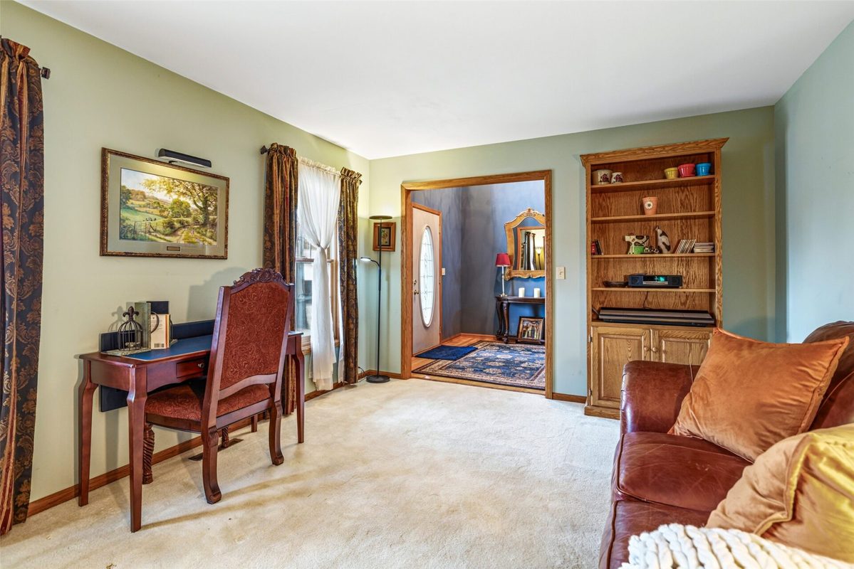 318 Paris Place  Eau Claire WI 54703 — photo 14