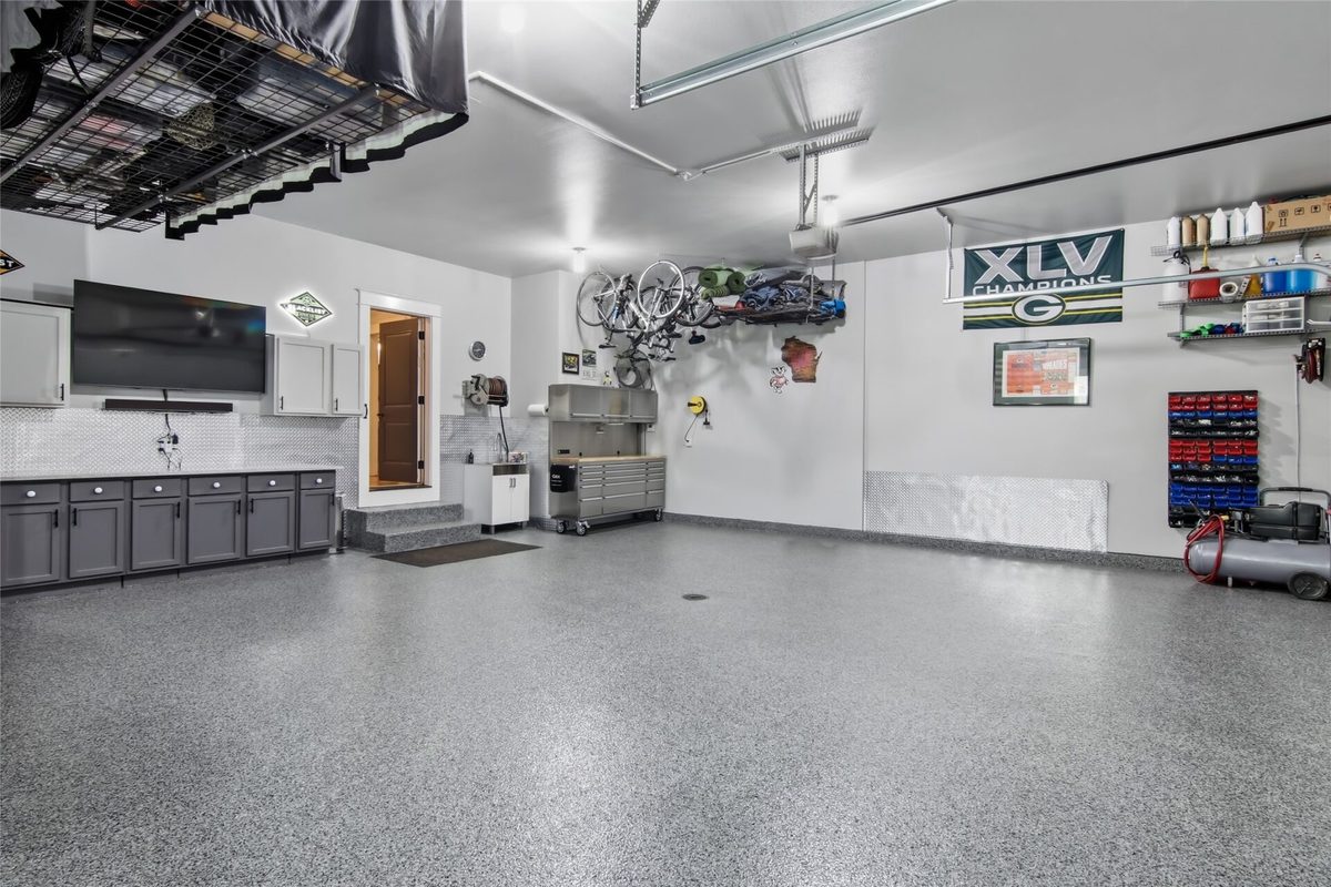 4338 Heritage Drive, Eau Claire, WI