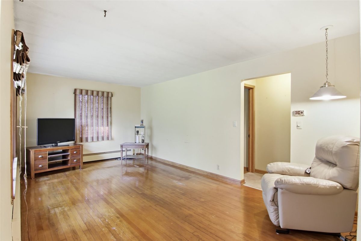 1290 County Road F, Eau Claire WI 54703 - Residential house for sale - MLS #1604763 - image6
