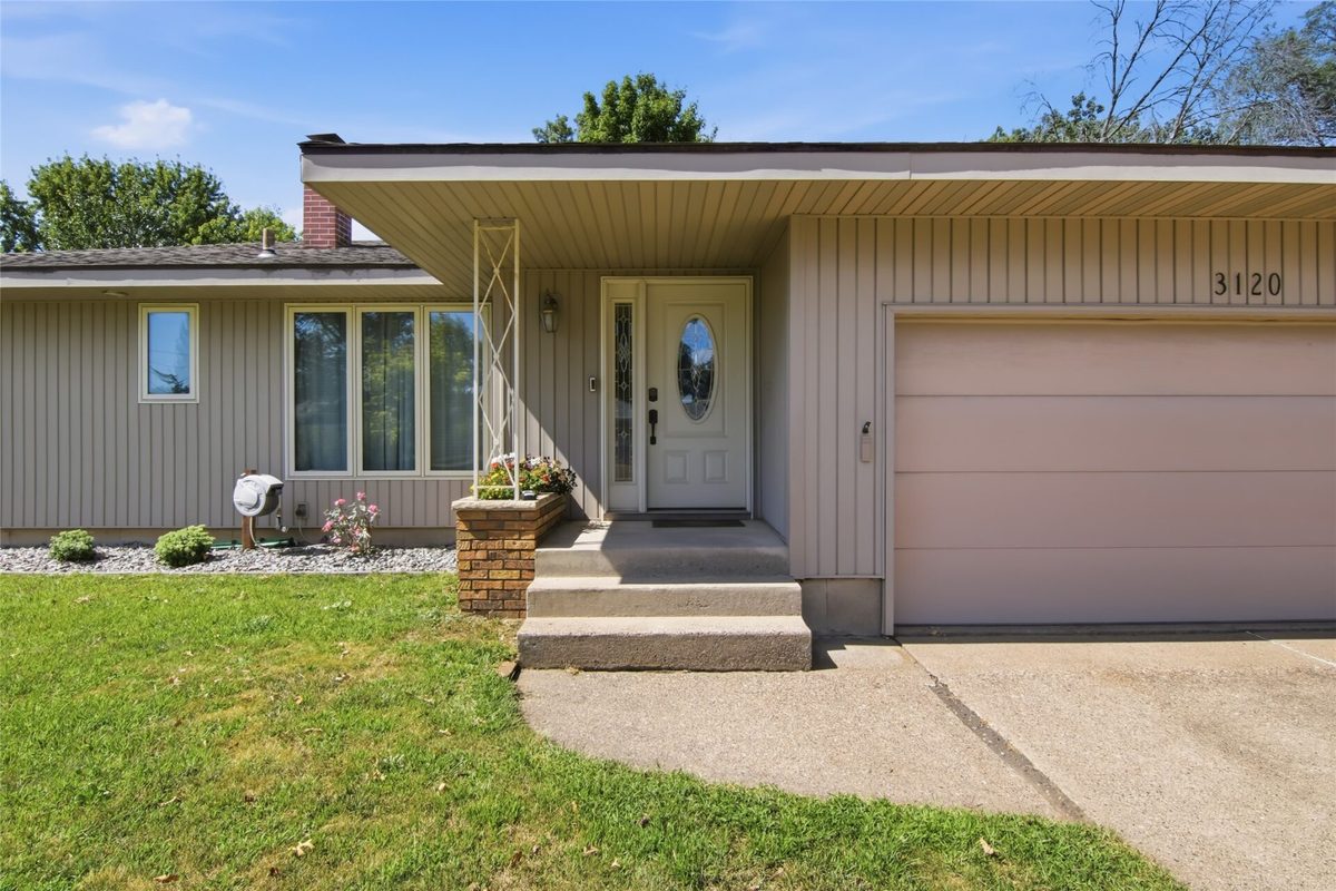 3120 Monroe Street, Eau Claire WI 54703 - Residential house for sale - MLS #1604749 - image3