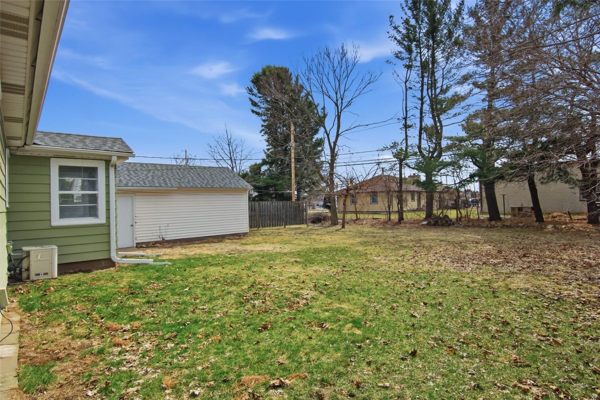 1915 Ohm Avenue, Eau Claire, WI