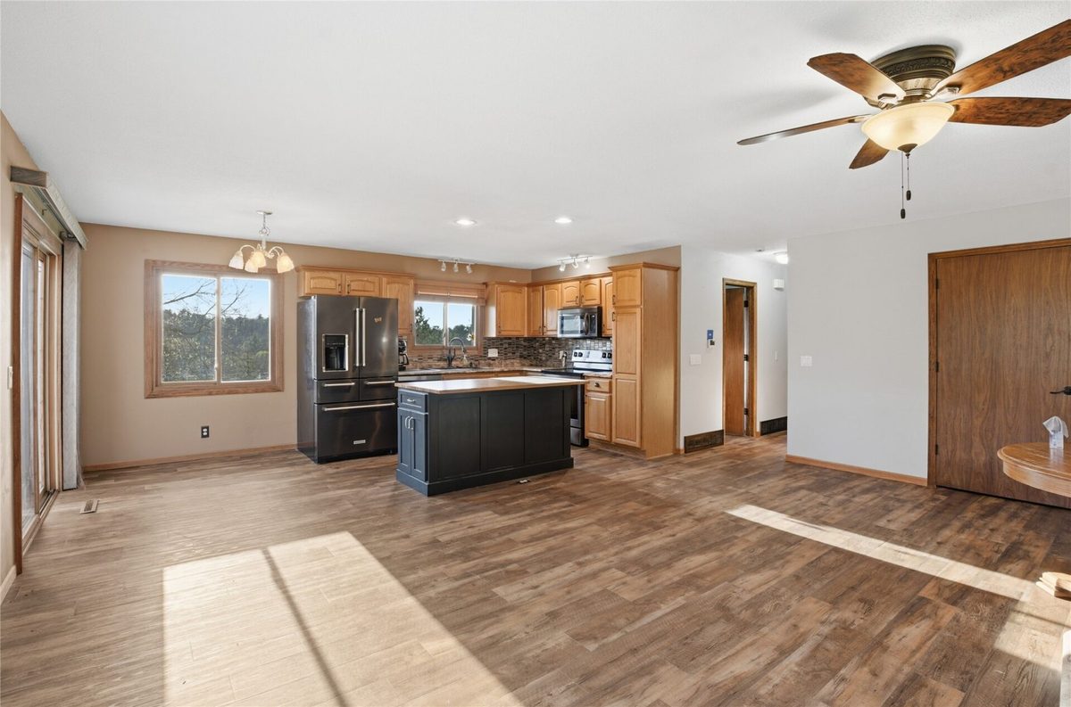 2551 Roberts Court, Altoona WI 54720 - Residential house for sale - MLS #1598276 - image6