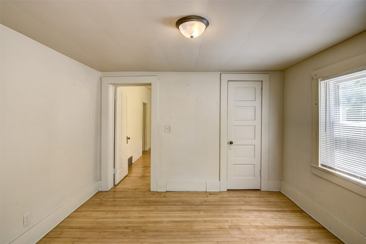 1022 Madison Street, Eau Claire WI 54703 - Residential house for sale - MLS #1604163 - image11