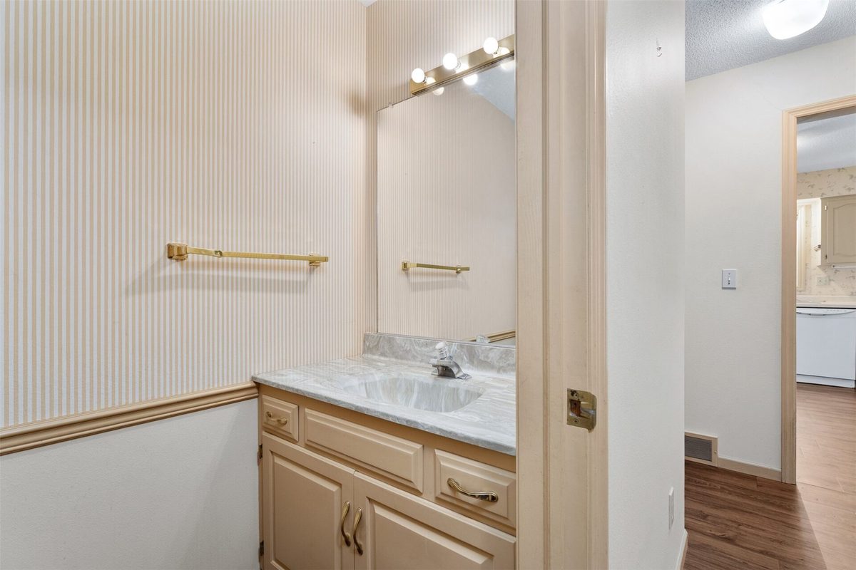 137 Canterbury Road, Eau Claire WI 54701 - Residential house for sale - MLS #1603482 - image13