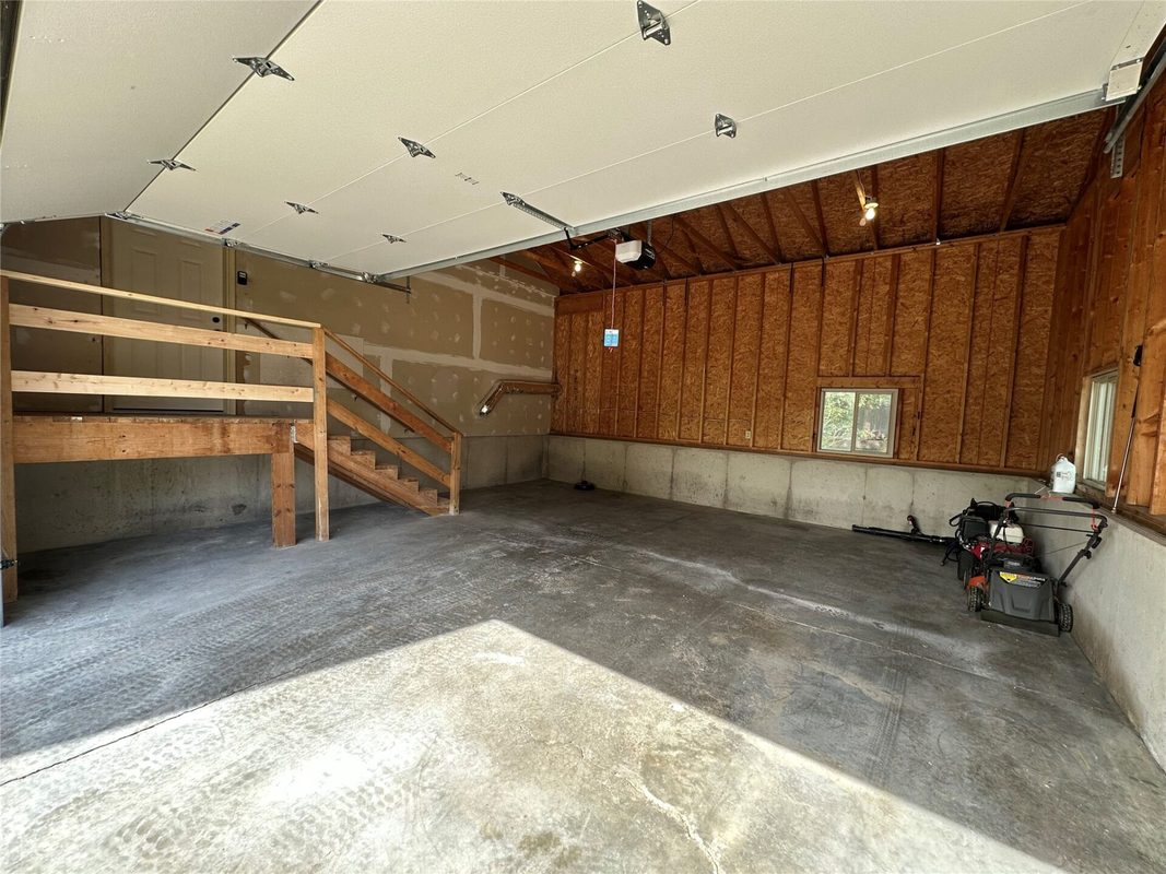 2610 Mont Claire Road, Eau Claire WI 54703 - Residential house for sale - MLS #1605294 - image50