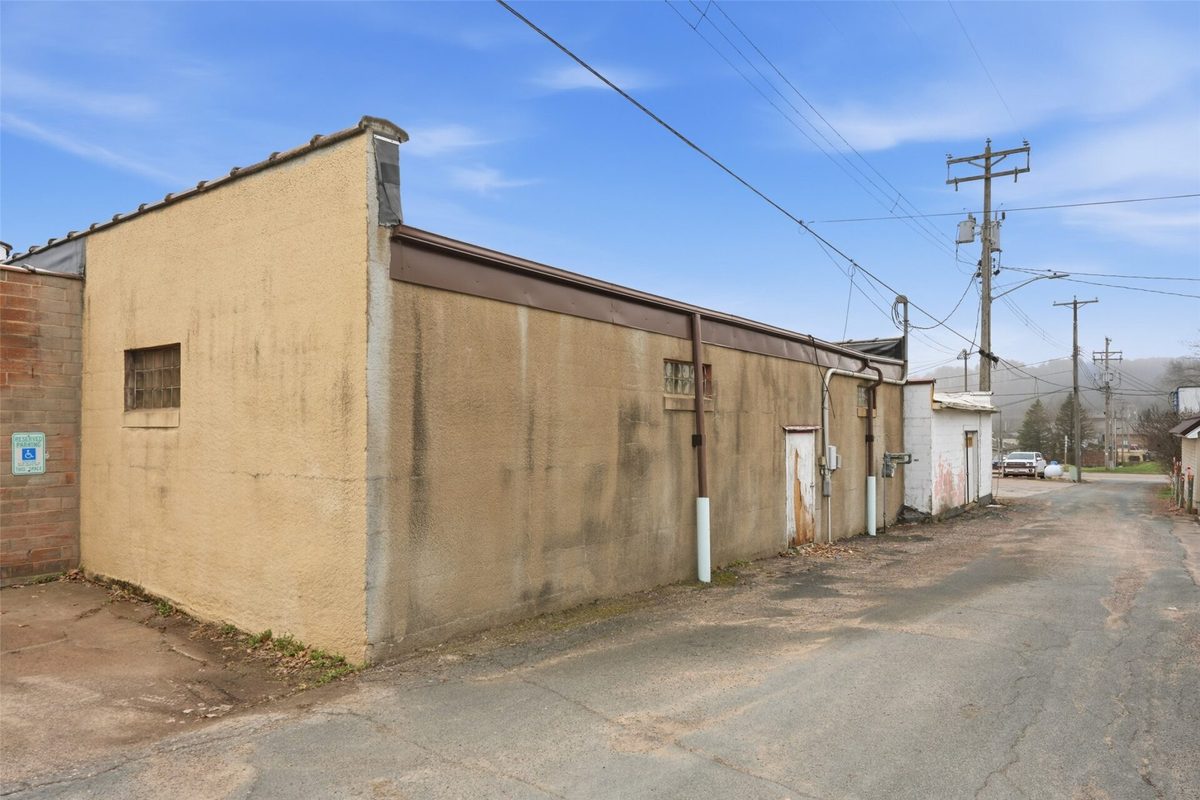 132 Oak Street, Glenwood City WI 54013 - CommercialSale house for sale - MLS #1600172 - image16