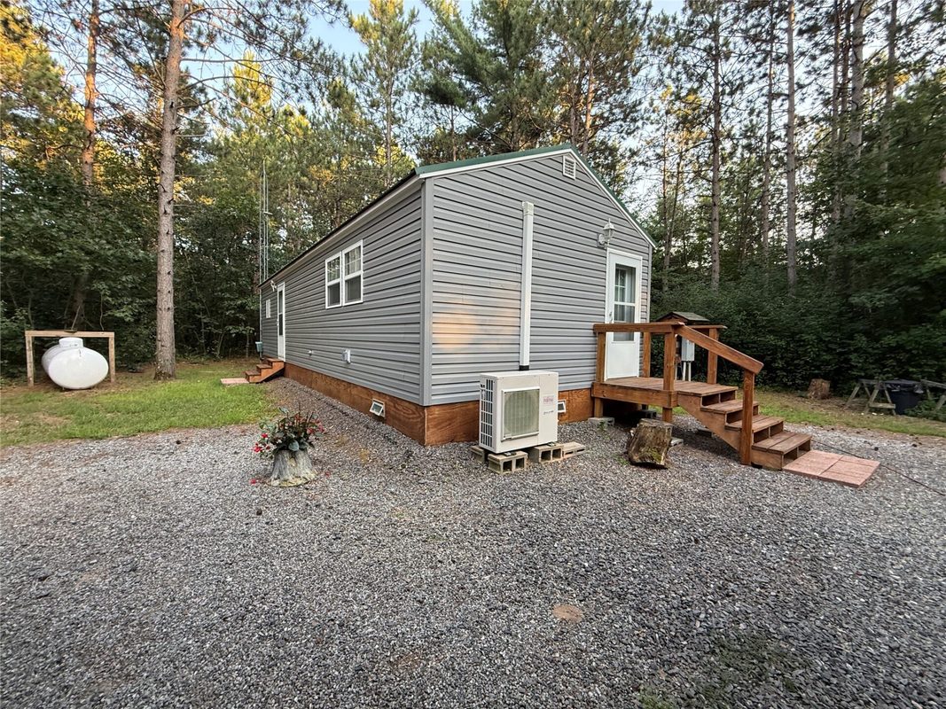 W8560 Oak Ridge Road, Black River Falls WI 54615 - Residential house for sale - MLS #1604366 - image3
