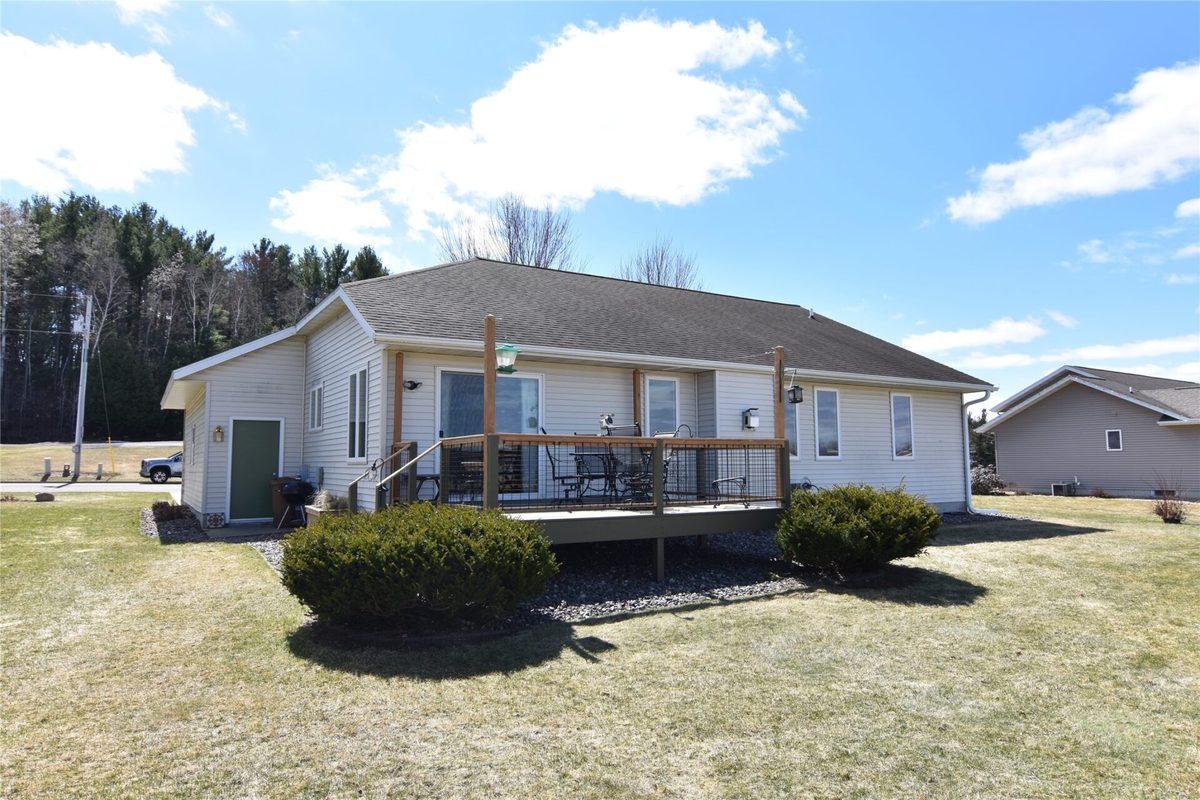 711 8th Avenue Bloomer WI 54724 — photo 30