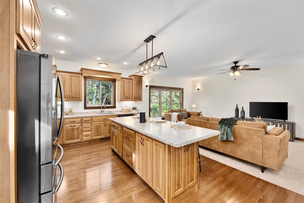 1904 Deblene Lane, Eau Claire WI 54703 - Residential house for sale - MLS #1606176 - image24