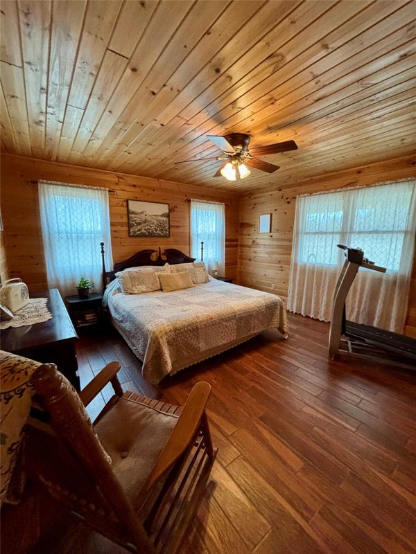 W855 Metcalf Road, Stone Lake, WI